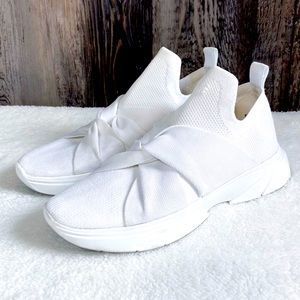 H&M white chunky fashion sneakers slip on 8.5